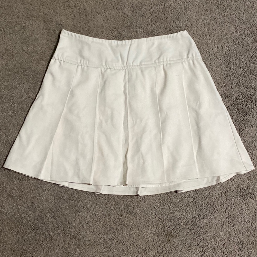 Beige skirt